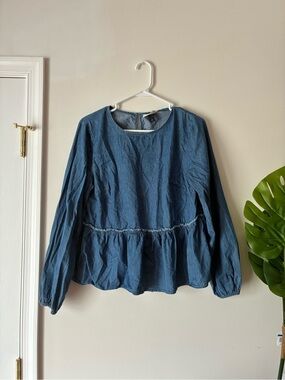 Universal Thread Denim Peplum Top